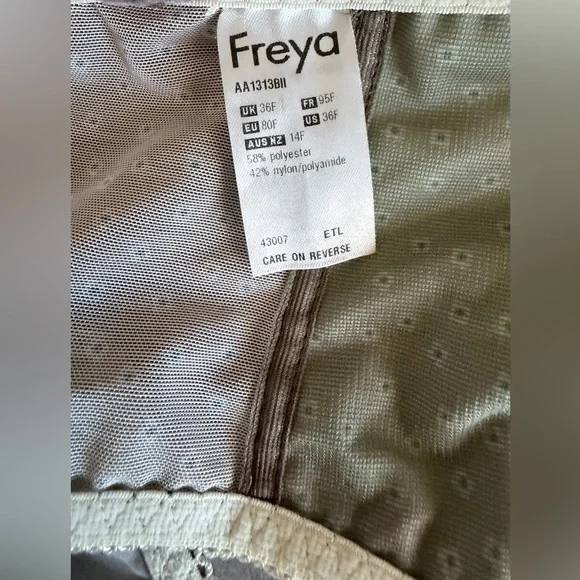 NWOT Freya Set-Balconett Underwire lightly paded bra 36F & High Waist Bikini XL - Picture 8 of 9